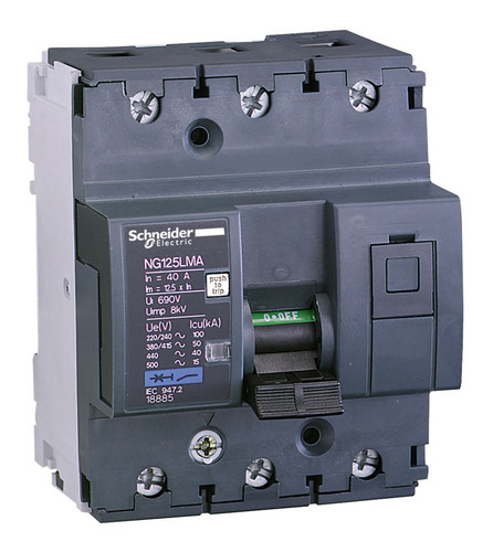 Автоматический выключатель Schneider Electric Acti9 3P 4А 15кА